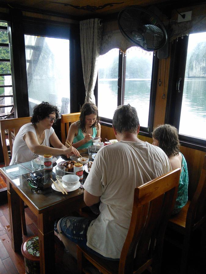 Nam Phuong Hotel Dong Khe Sau Eksteriør bilde
